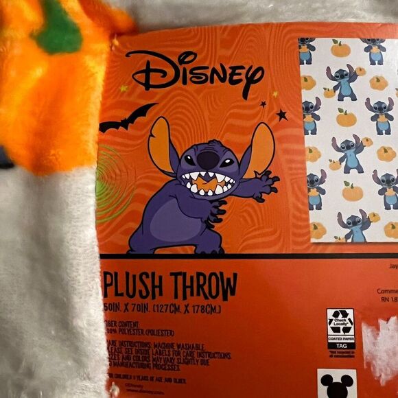 Disney Stitch Fall Throw Blanket – Pumpkin Halloween Cozy Plush - Picture 2 of 3